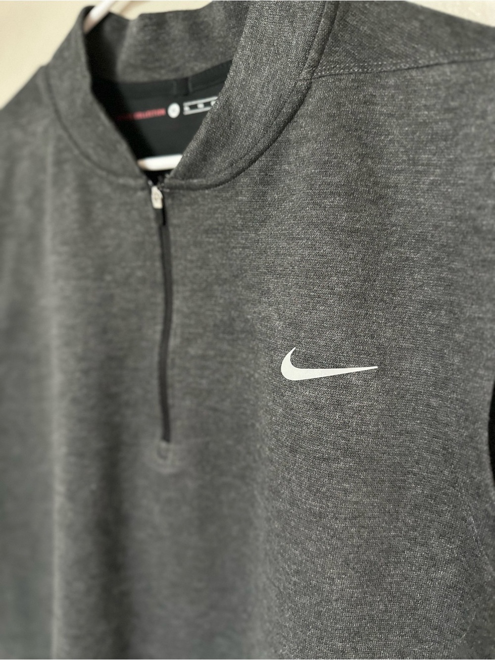 Nike Tiger Woods Collection Pullover Vest in Charcoal Gray - Picture 2 of 6